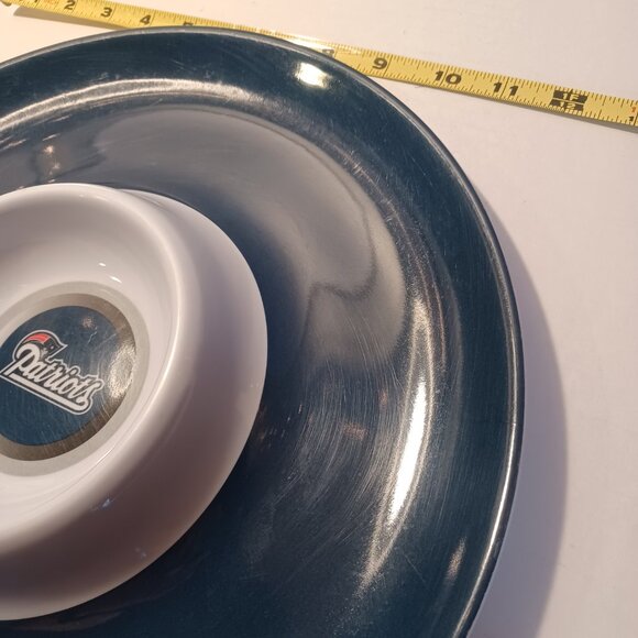 NFL Patriots Melamine Ware Chip And Dip Serving Platter 13" Licensed Product - Picture 7 of 7